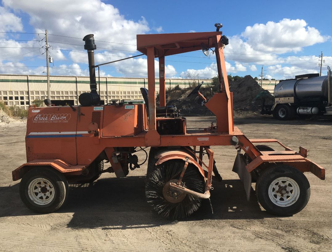 2004 BROCE RJ350 - Image 5